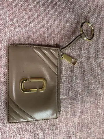 Marc Jacobs 브라운 코인 케이스