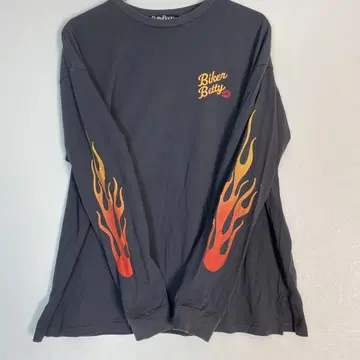 Biker Betty 프레임 긴팔 셔츠 FREESIZE