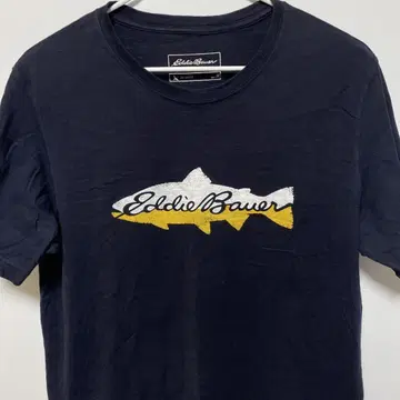 Eddie Bauer 물고기 로고 티셔츠 M