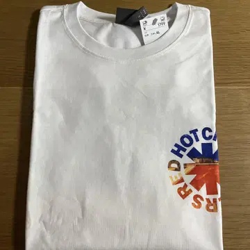 H&M 레드 핫 칠리 페퍼스 티셔츠