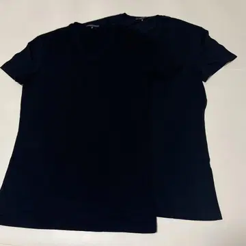 블랙 V넥 티셔츠 S 사이즈 GRIGIOPERLA