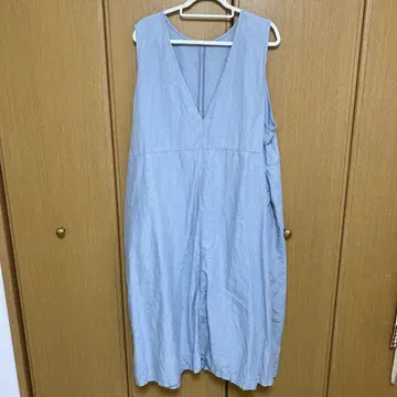 nest Robe 블랙 린넨 백 V 넥 원피스