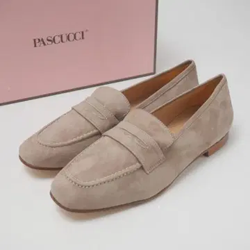 미사용 PASCUCCI 스웨이드 가죽 코인 로퍼 그레이지 계열
