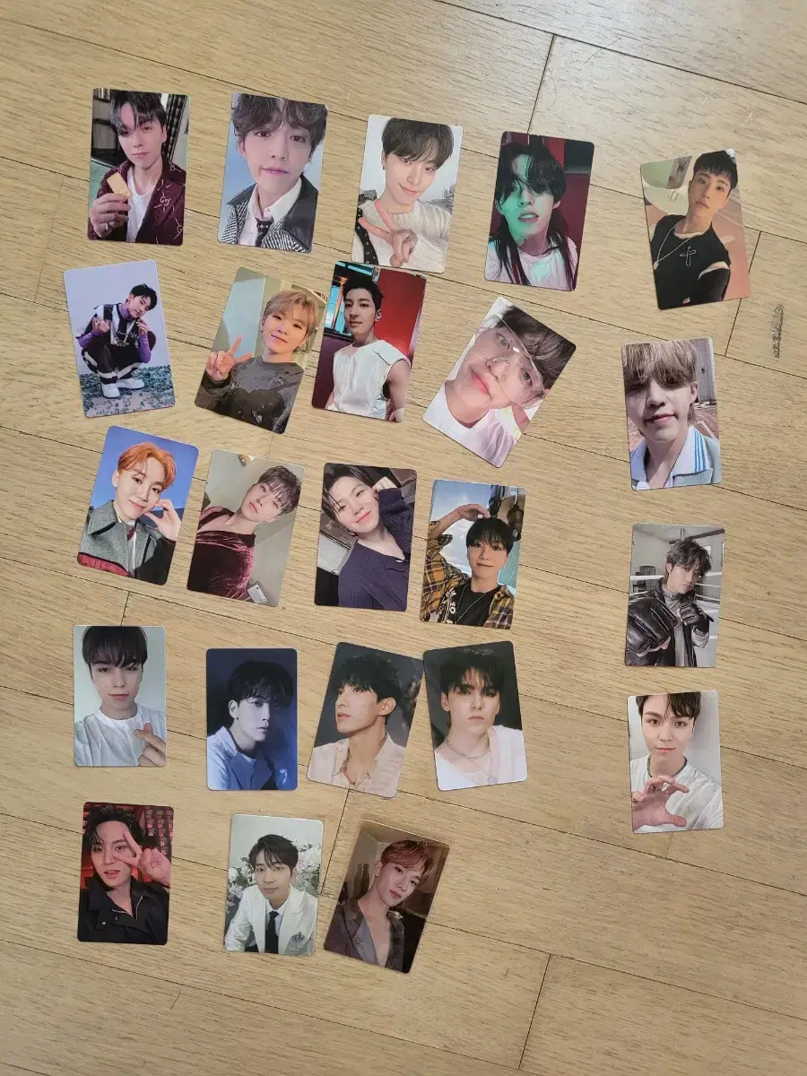 세븐틴 포토카드 약 40장 일괄판매