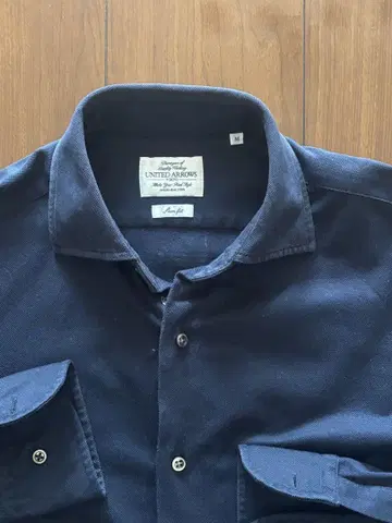 UNITED ARROWS 네이비 슬림 핏 셔츠 M