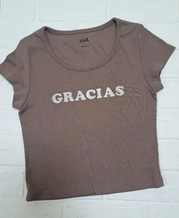 x-girl GRACIAS 프린트 반팔 티셔츠 브라운