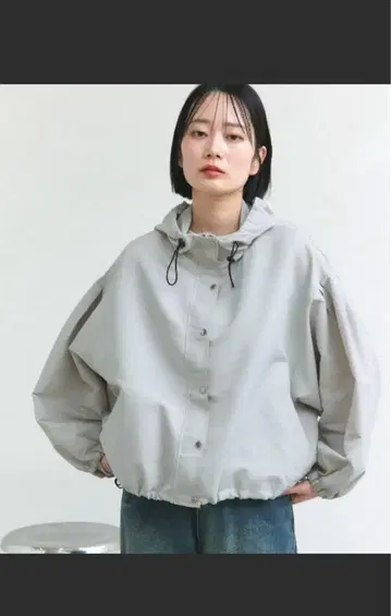 벌룬 슬리브 숏 기장 마운틴 후드티