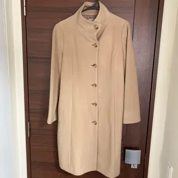 LIMITED EDITION 베이지 롱 코트