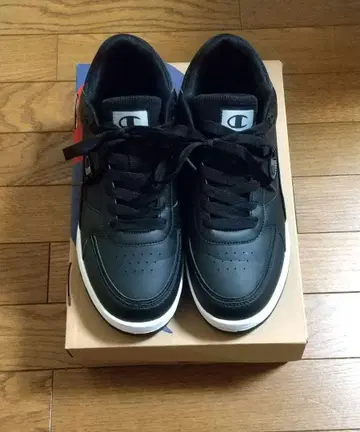 챔피온 스니커즈