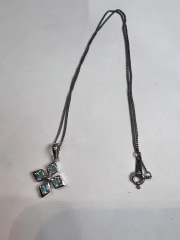 새상품급 silver925 목걸이 블루 스퀘어 컷 스톤