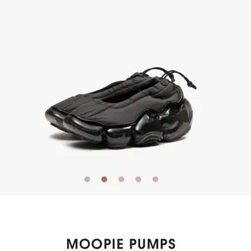 그라운즈 / MOOPIE PUMPS 블랙