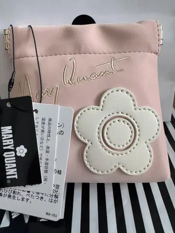 MARY QUANT 핑크 꽃 모티브 백
