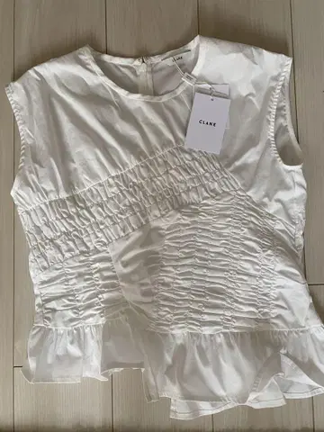 CLANE RANDOM SHIRRING TOPS 한큐 우메다 본점 한정판