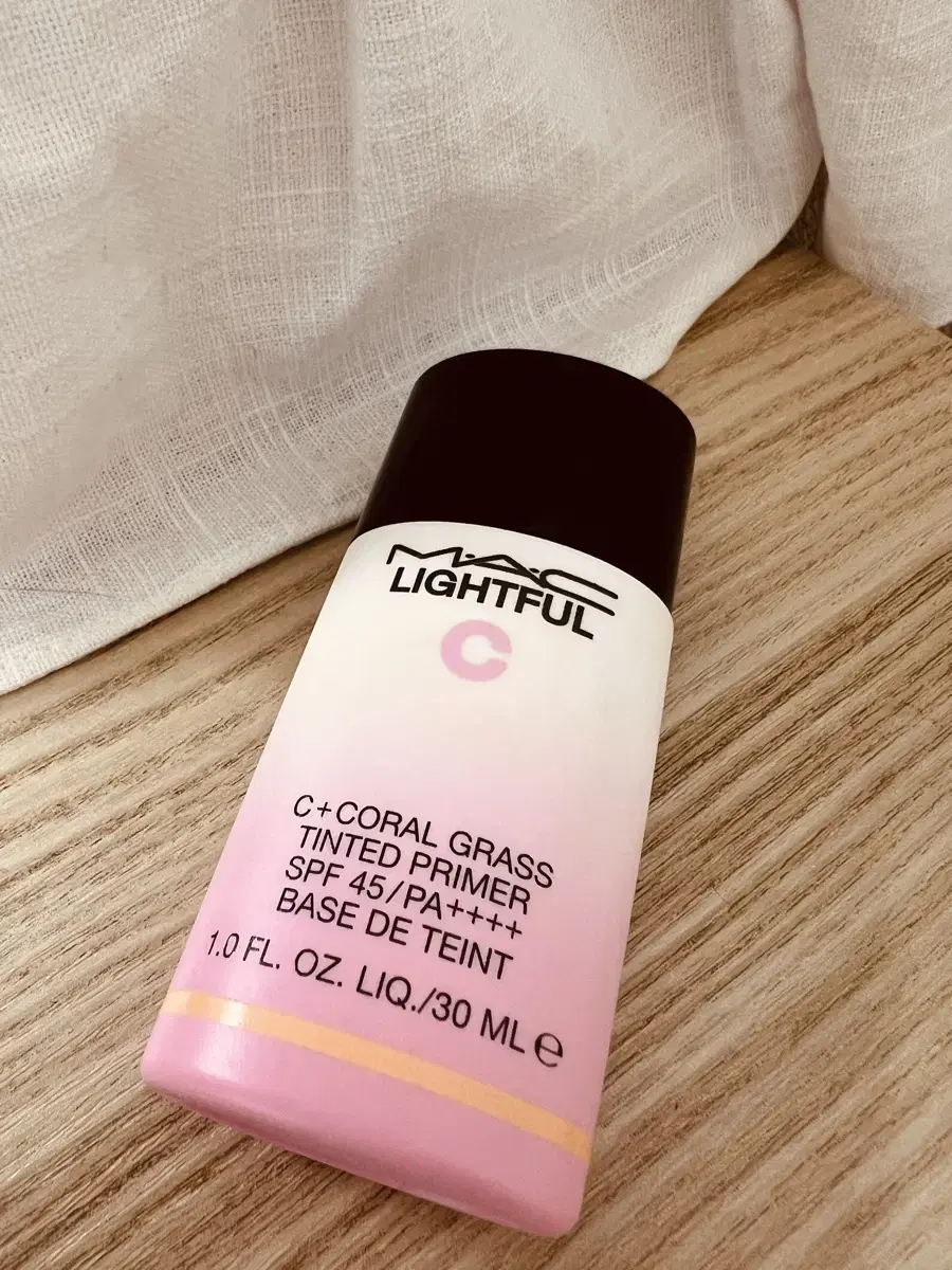 MAC Tinted Primer