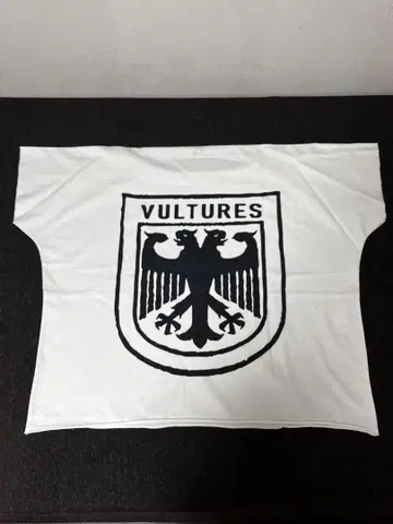YZY GOSHA vultures 티셔츠