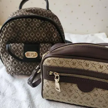 moussy 모노그램 백