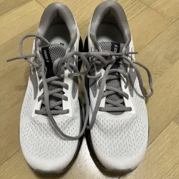 BROOKS TRACE3 러닝화 화이트/그레이 27cm