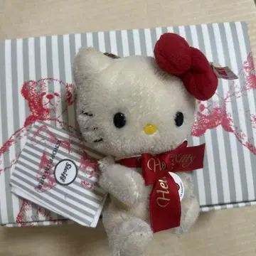 헬로키티 봉제 인형 키링 슈타이프