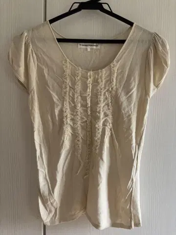 HIROKO KOSHINO 아이보리 반팔 실크 탑