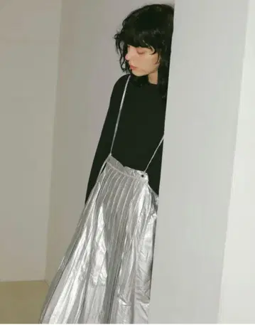 machhat 에코 가죽 펀칭 스커트 마챠트 롱 스커트