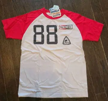 DENIME 넘버 88 래글런 티셔츠