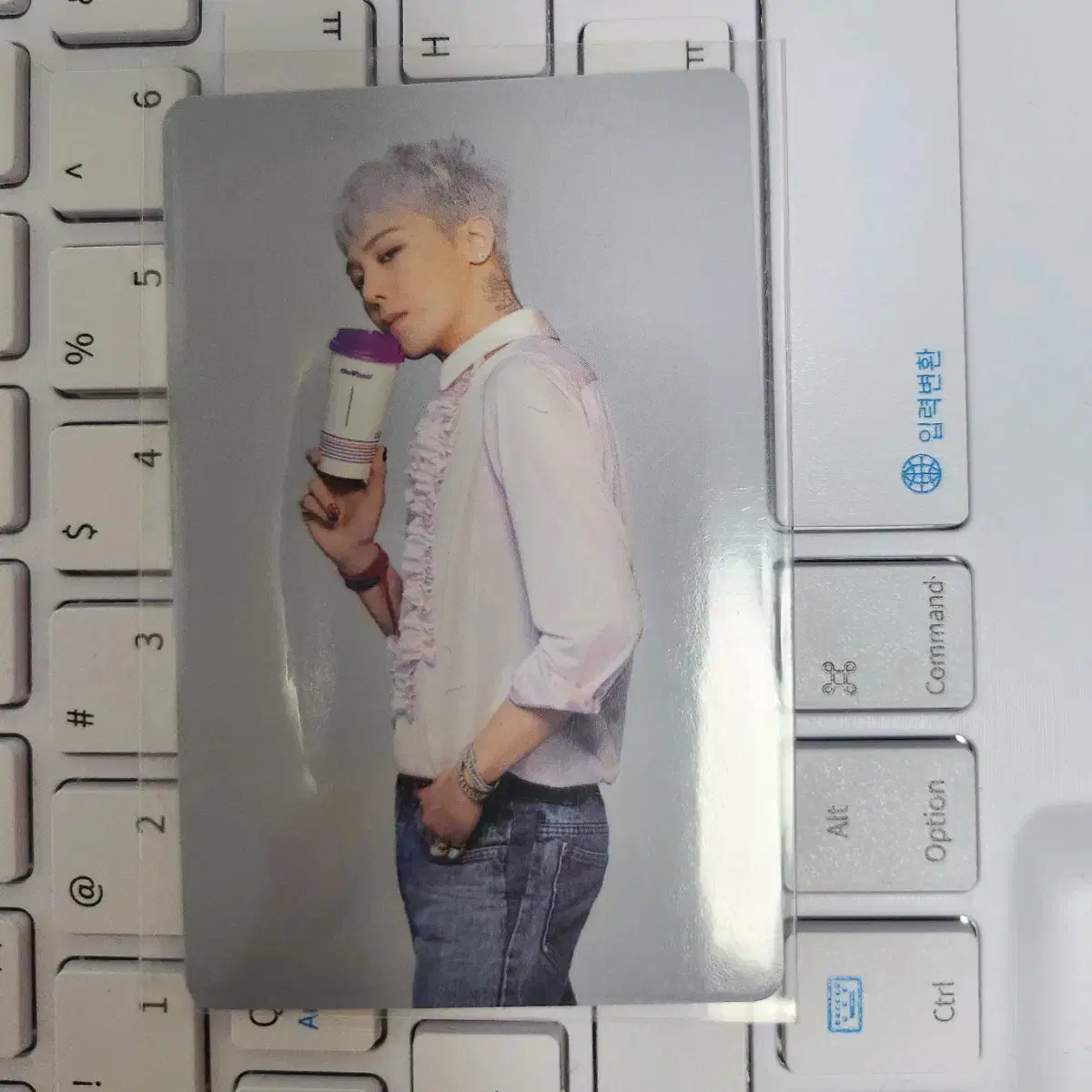Shop G-DRAGON on Bunjang Global Site.