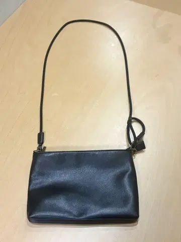 아노네이 카프 사코슈 S