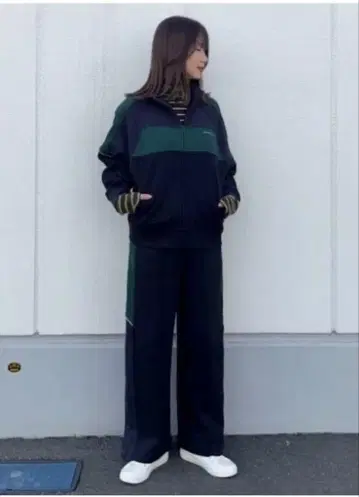 보아 안감 트랙 자켓 & 팬츠 셋업