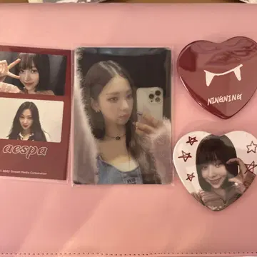 aespa 발렌타인 카페 트레이딩 카드 캔 배치