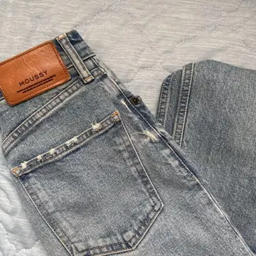 MOUSSY 라이트 블루 스트레이트 데님