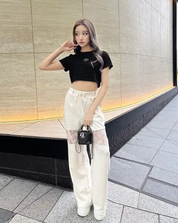 레이스 라인 와이드 팬츠