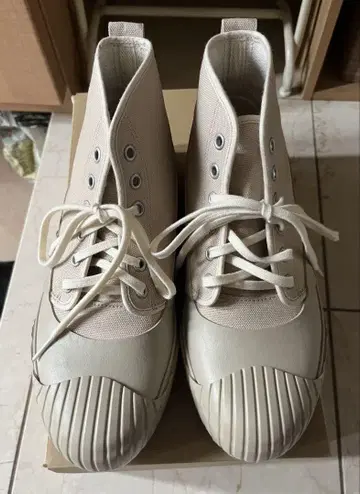 문스타 일본제 스니커즈
