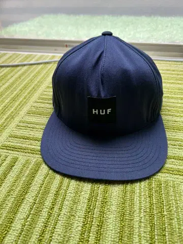 HUF(하프) 모자 캡 네이비