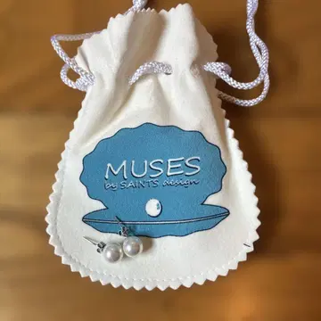 MUSES/오벌 담수 펄 귀걸이 새상품급 시착만 한 상품