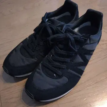 MIZUNO Margaret Howell 스니커즈 블랙