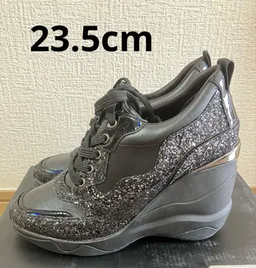 다이애나 슬림 레그 힐 업 스니커즈 23.5cm