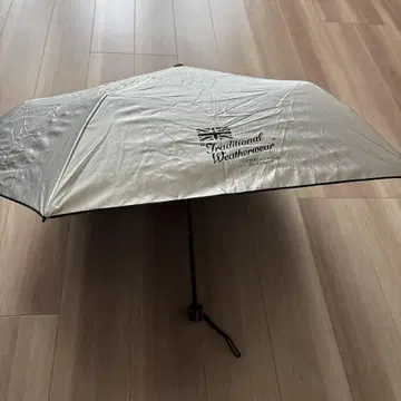 Traditional Weatherwear 접이식 우산 실버