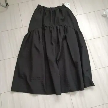 블랙 티어드 롱 스커트 택 포함 새상품