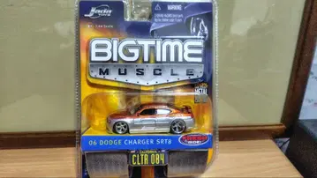 BIGTIME MUSCLE 06 DODGE CHARGER SRT8