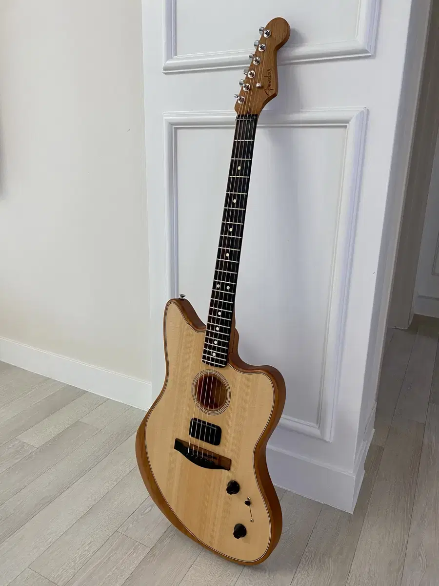 Fender Acoustasonic Jazzmaster (USA)