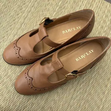 BARCLAY 버클레이 펌프스