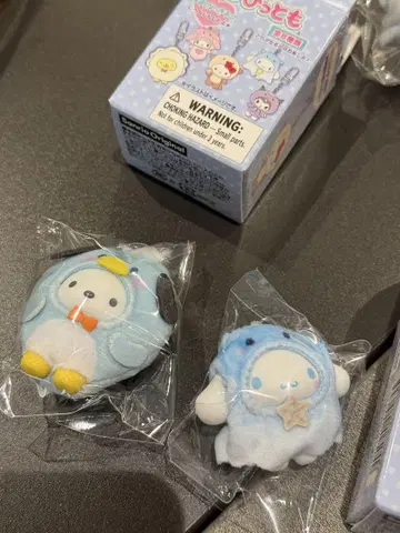 산리오 치비토모 시리즈 2개 세트