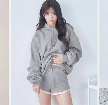 카라 도킹 맨투맨 셋업
