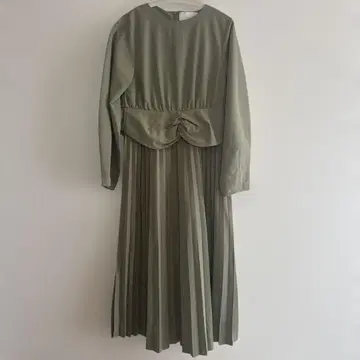 올리브색 긴팔 셋업