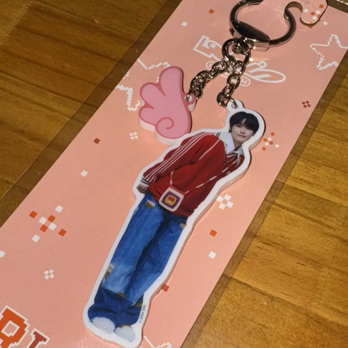 nct wish 展示会　WINGS キーリング　リク NCT WISH リク ONE SUMMER 展示会 WINGS キーリング - メルカリ