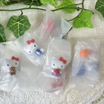 I'm Hello Kitty 피규어 전 4종 세트