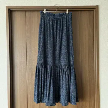 저널 스탠다드 리룸 네이비 롱 스커트