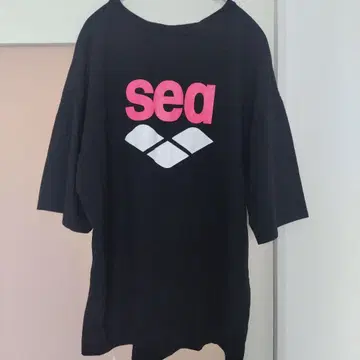 윈드앤씨 WIND AND SEA 아레나 ARENA 콜라보 티셔츠