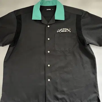 '즉시 완판 아이템' XLARGE 볼링 셔츠 자수 로고 블랙 [M]