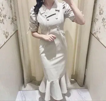 evelyn 오픈 카라 머메이드 OP